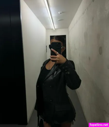 Isabella Evans OnlyFans Thumbnail #3Q1OgvnJxq