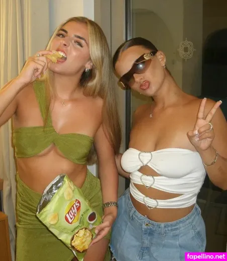 Isabella Evans OnlyFans Thumbnail #7OVbeDQAfe