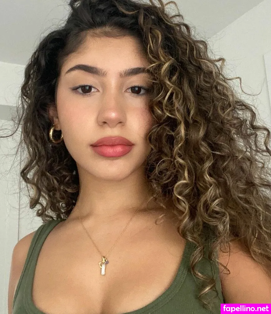 isabelly-ferreira, theisabellaferreira Nude Leaked OnlyFans Photo #hmRrra7EX5