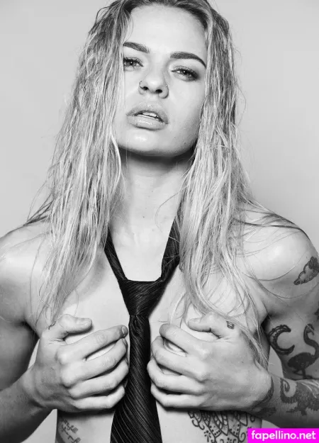 Isabella Jones OnlyFans Thumbnail #Lcsz0zCOgG