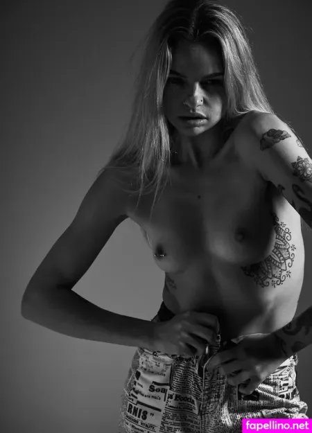 Isabella Jones OnlyFans Thumbnail #YoMzy2hxEZ