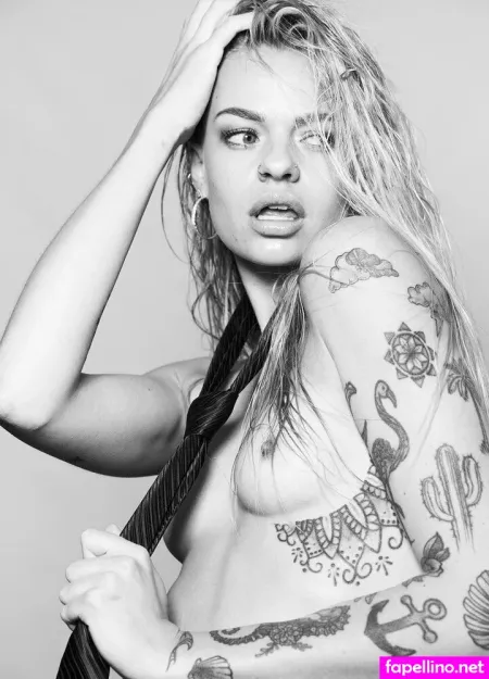 Isabella Jones OnlyFans Thumbnail #y72oxFE7zV