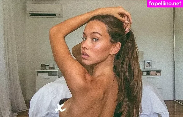 Isabella Mathers OnlyFans Thumbnail #LZ1voOalZP