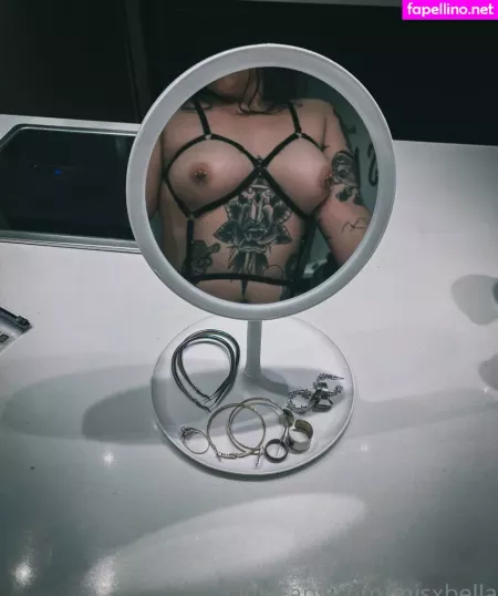 Isabella Medeiros OnlyFans Thumbnail #JdMjpGeBpY