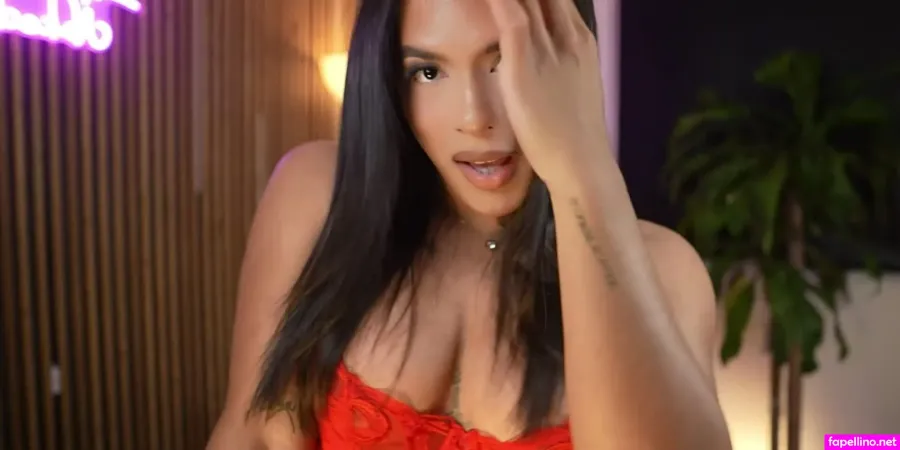 Isabella Mina OnlyFans Thumbnail #porwZmDjcO