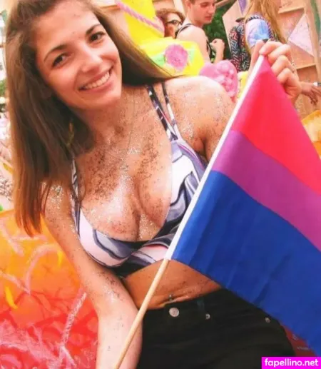 Isabella Nieves OnlyFans Thumbnail #42HbJ69Vox