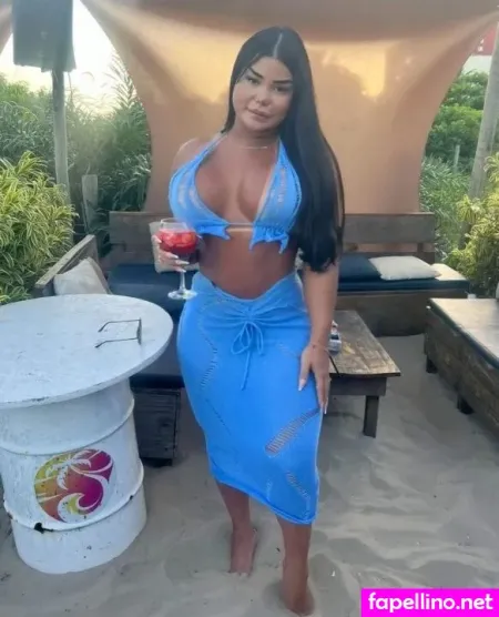 Isabella Reis OnlyFans Thumbnail #BBIt3ewJg4