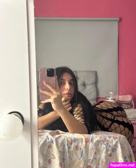 Isabella Tobar Main Profile Photo