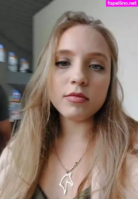 Isabella Viana OnlyFans Thumbnail #MYuU16MagL