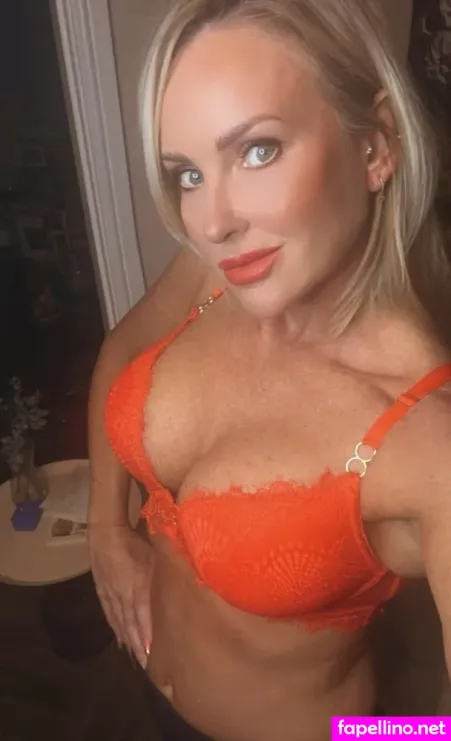 Isabellaaaaxx OnlyFans Thumbnail #CEi2eK3FWR