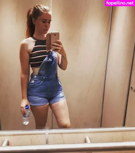 Isabellaboth OnlyFans Thumbnail #zi1B7nKp5i