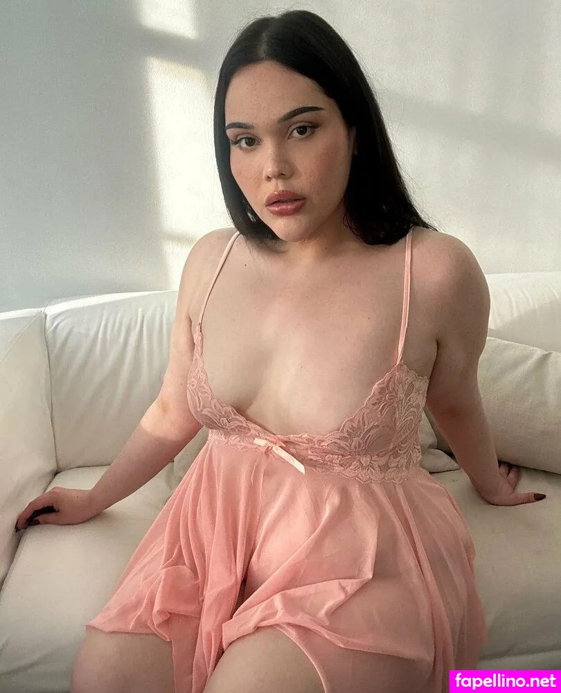 isabelladee, isabelladeeofficial Nude Leaked OnlyFans Photo #wDIHw0ArGP