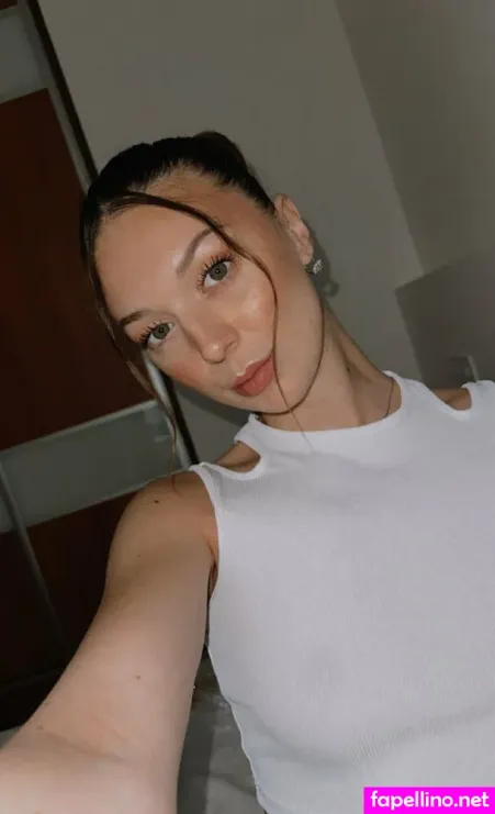 Isabelladelaa OnlyFans Thumbnail #7rSghn08kf