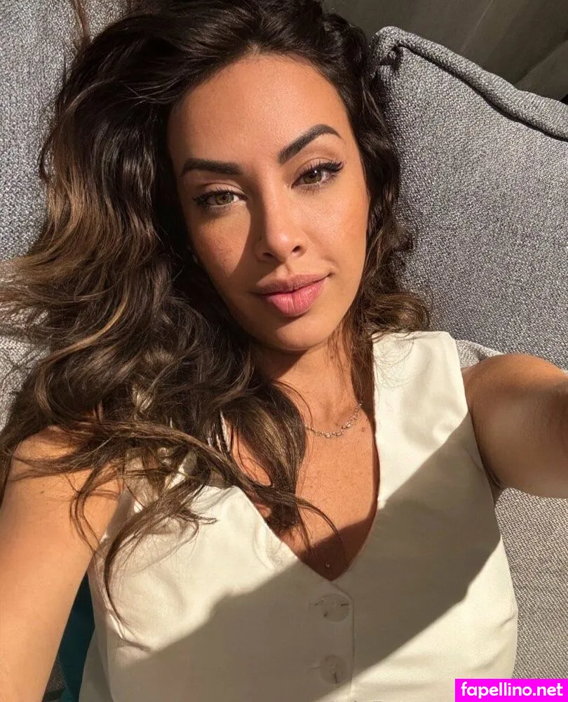 imisabellahart, isabellahart.vvip Nude Leaked OnlyFans Photo #LmVSF0QhMZ