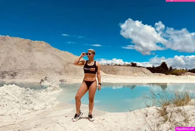 Isabellamout1 OnlyFans Thumbnail #PC8Wfkdaya