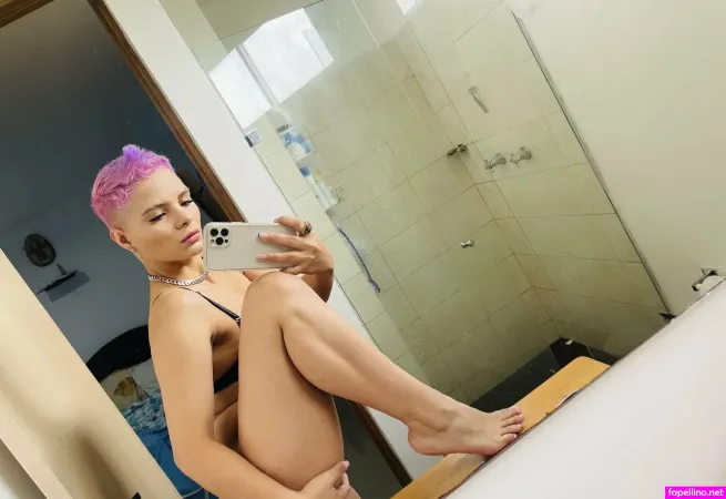 Isabellamout1 OnlyFans Thumbnail #W8GzRVRYrv