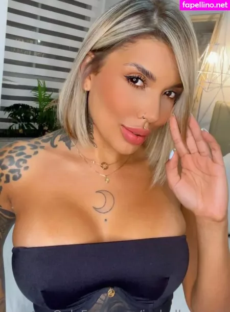 Isabellanourie OnlyFans Thumbnail #viKxkAFDSg