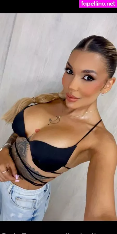 Isabellanourie OnlyFans Thumbnail #xMBl9FcHzo