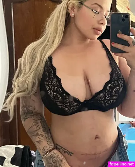 Isabellaperezz OnlyFans Thumbnail #XfgUIuOU9U