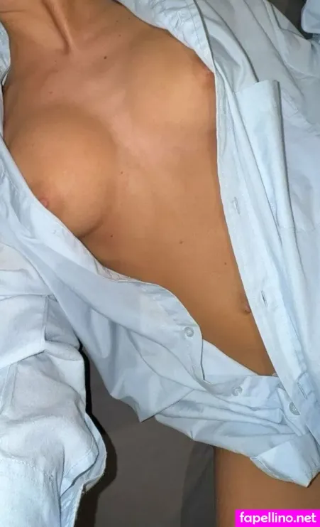 Isabellaptrsn OnlyFans Thumbnail #0J82OwPO5f