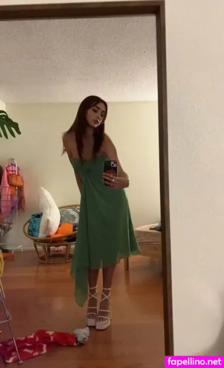 Isabellaroy OnlyFans Thumbnail #L2Wt43X4YS
