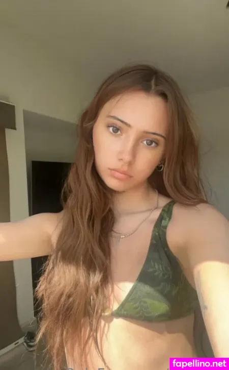 Isabellaroy OnlyFans Thumbnail #cAeckq2hqs
