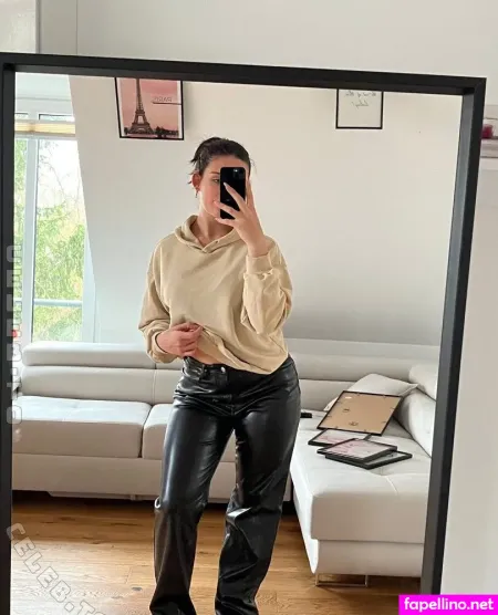 Isabelle Braun 1 OnlyFans Thumbnail #IwDJHNoXhE