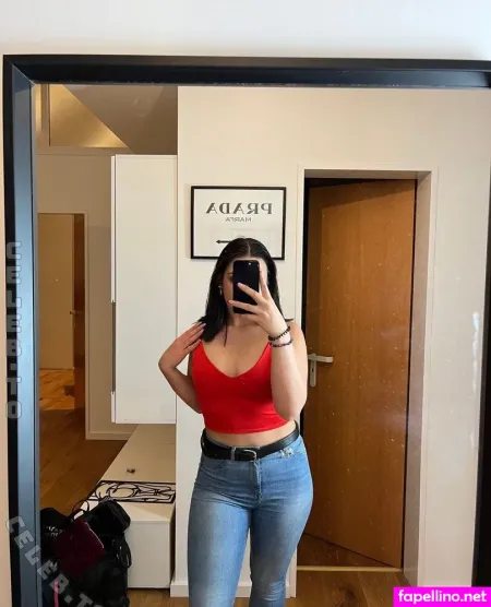 Isabelle Braun 1 OnlyFans Thumbnail #KGlRxNZ4pW