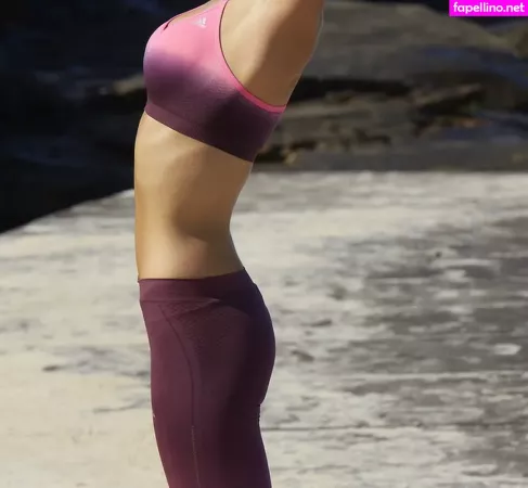 Isabelle Cornish OnlyFans Thumbnail #3CCGd5F8gq