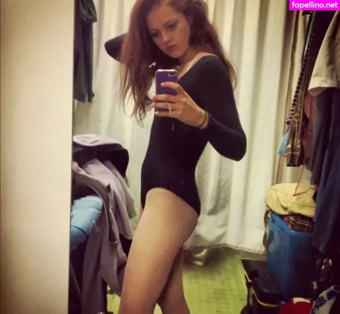 Isabelle Cornish OnlyFans Thumbnail #40QZdfWghz