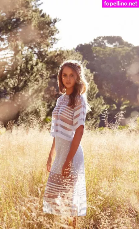 Isabelle Cornish OnlyFans Thumbnail #WS6dCC1dcg