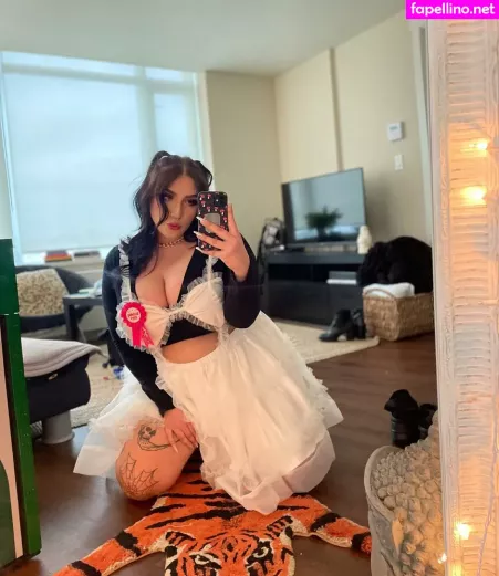 Isabelle Maltais OnlyFans Thumbnail #2wc6d99Zmd