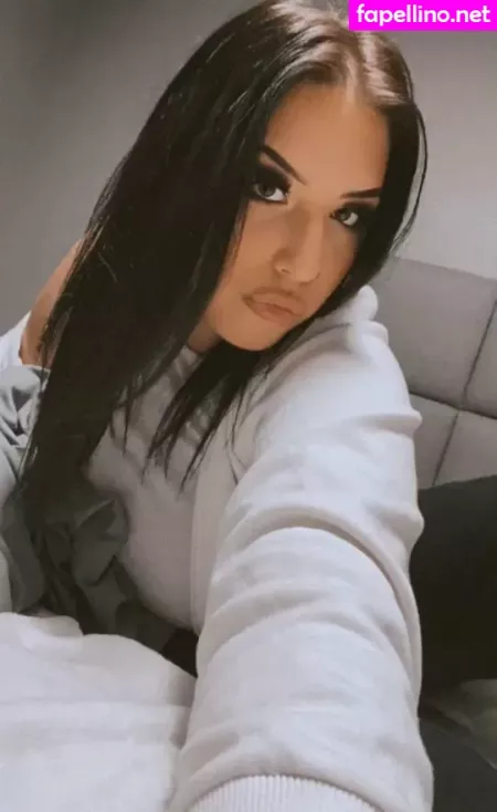 Isabelle Maltais OnlyFans Thumbnail #uMvvjYndwN