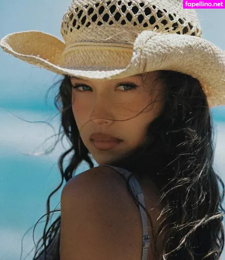 Isabelle Mathers OnlyFans Thumbnail #FHx7UZbR6g