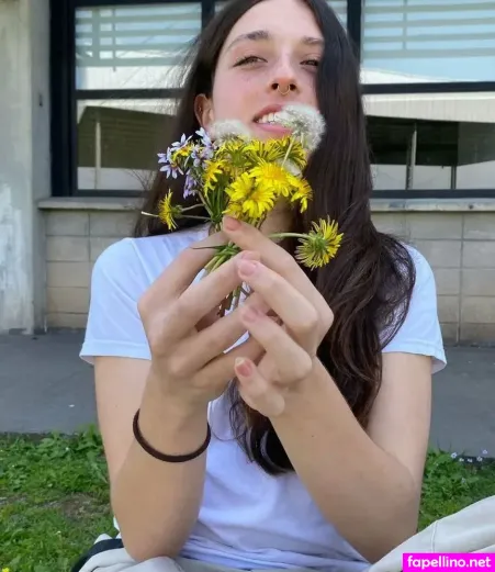 Isabelle Stoll OnlyFans Thumbnail #TpRgHsJBX3