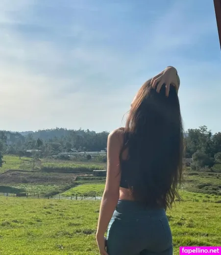 Isabelle Stoll OnlyFans Thumbnail #V3ccwl9CKB