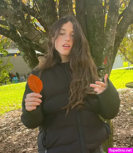 Isabelle Stoll OnlyFans Thumbnail #spEhi0gZtI