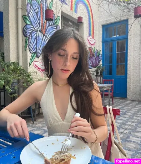 Isabelle Stoll OnlyFans Thumbnail #wg4FyGtrGl