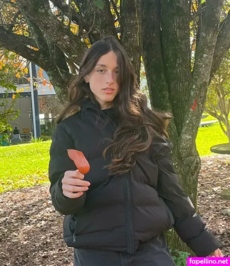 Isabelle Stoll OnlyFans Thumbnail #xvrNZ7ujxT