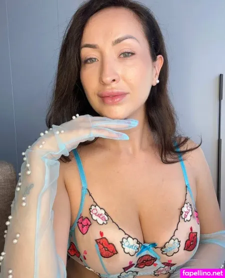 Isabellenolanvip OnlyFans Thumbnail #ikRsOmZntf