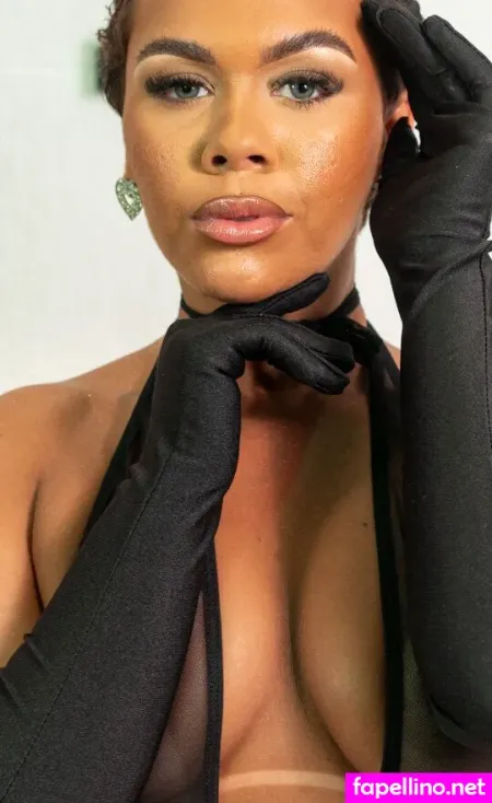 Isabelli Ferreira OnlyFans Thumbnail #oUi7NjU6rZ