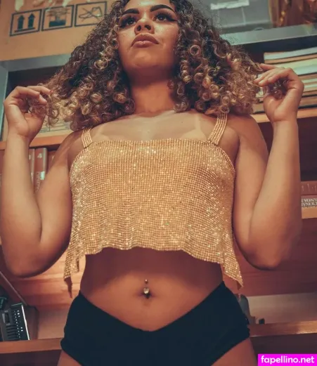 Isabelli Ferreira OnlyFans Thumbnail #qVf9oyZMpn