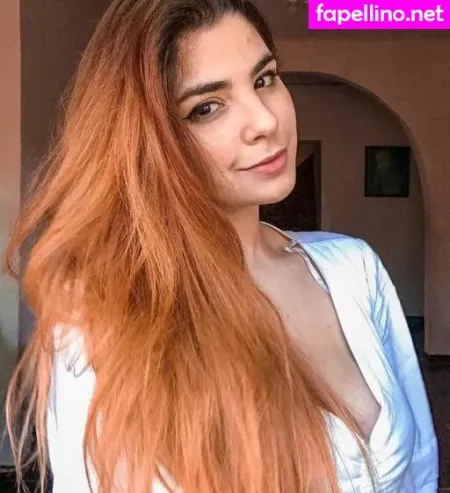 Isadora Basile OnlyFans Thumbnail #WM9PJfpu24