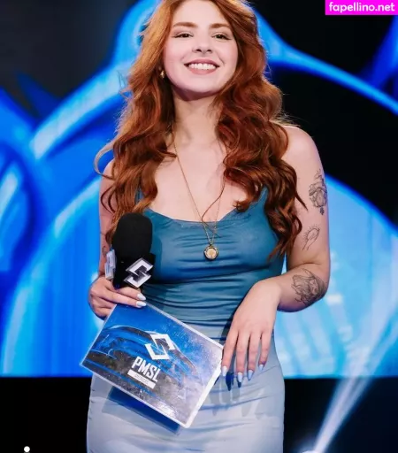 Isadora Basile OnlyFans Thumbnail #i2htWJfd5U