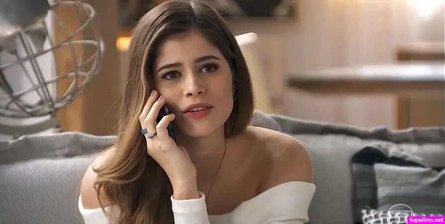 Isadora Cruz OnlyFans Thumbnail #6ZEhhFm3L8