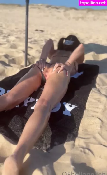 Isadora Hering 3 OnlyFans Thumbnail #jlELd7qFbg