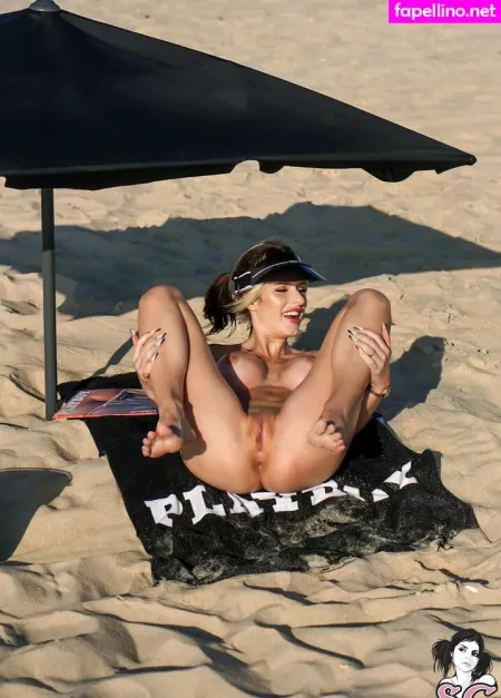 Isadora Hering 3 OnlyFans Thumbnail #qUSOAQU5zS