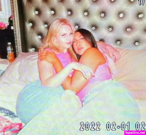 Isadora Maksym OnlyFans Thumbnail #FNhEVZFhc0