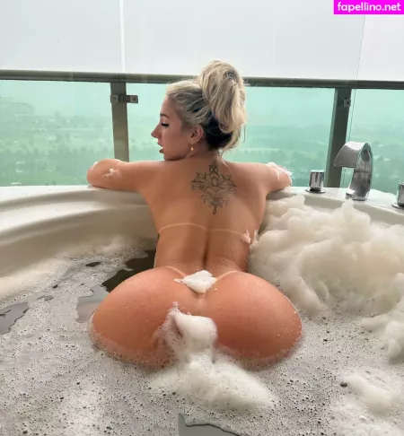 Isadora Vale Dezoitou 1 OnlyFans Thumbnail #laSXqQzMX5