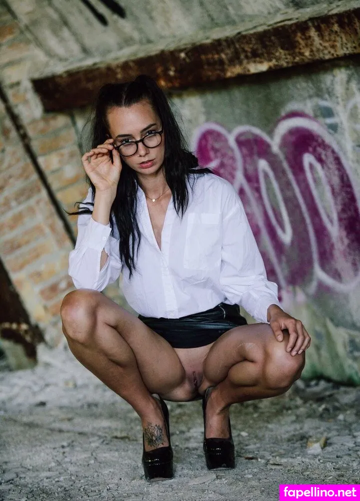 isabell.freym, isalie_ophelia, novaleeexclusive Nude Leaked OnlyFans Photo #vALmwSNn0x
